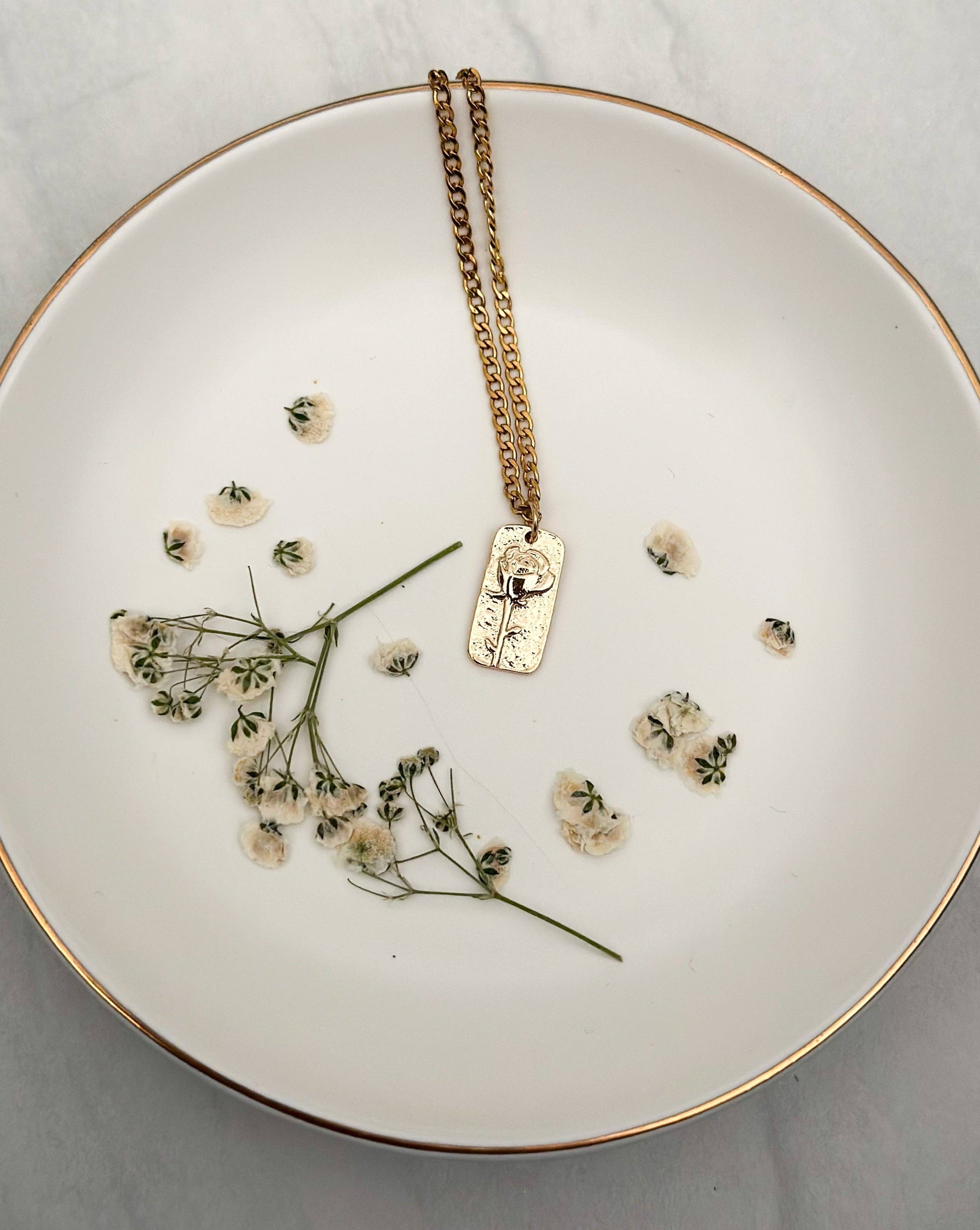 Daisy Mae and Company - Wholesale Pendant/Charm Necklace - Gold Flower Necklace4