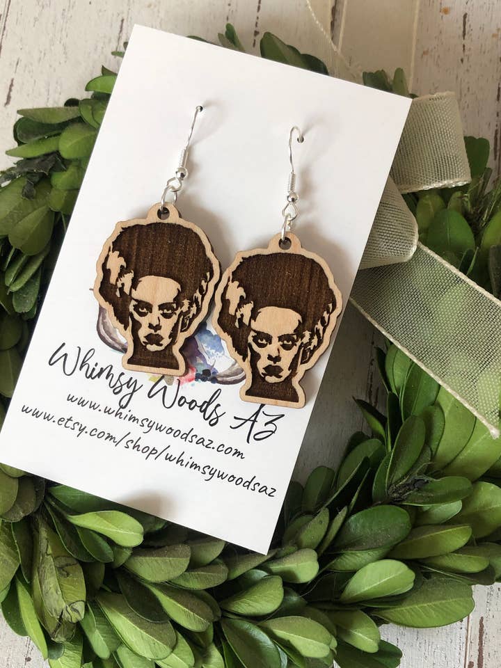 Pendientes colgantes de la novia de Frankenstein, pendientes de novia de Frankenstein para venta al por mayor de Whimsy Woods AZ