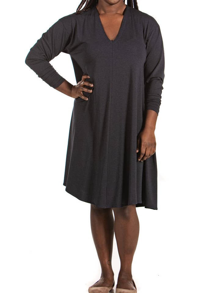 Knieriem Designs - Wholesale Dress - Women's - Oversized V-Neck Long Sleeve Dress in Charcoal or Navy