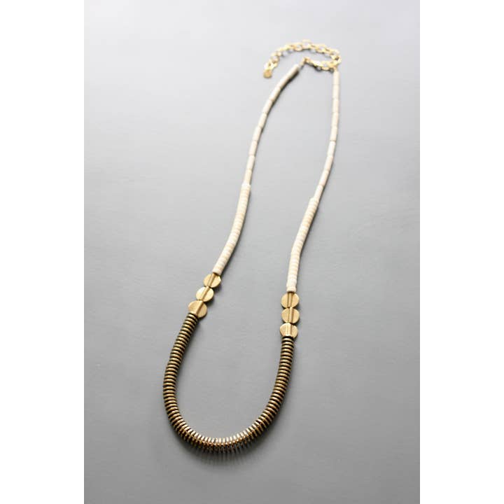 David Aubrey Jewelry - Wholesale Beaded/Pearl Necklace - ISL126 Gold hematite and white disc necklace3