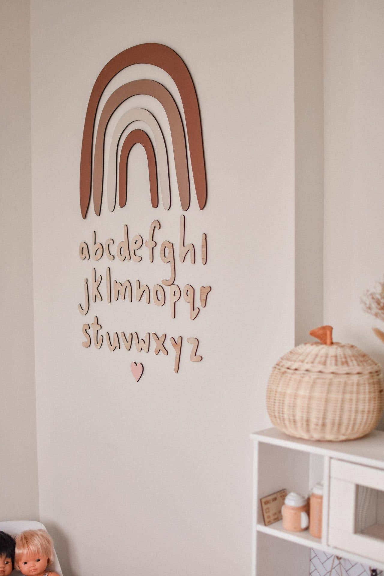 Timber Tinkers – Großhandel Wanddeko - Kind & Baby – Alphabet aus Naturholz – Wanddekoration für Kinderzimmer2