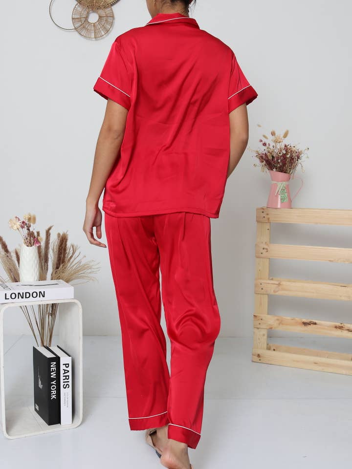 Belle Com'Elle – wholesale Sleepwear set – Women's – Solid Satin Pajama Set / N4651110