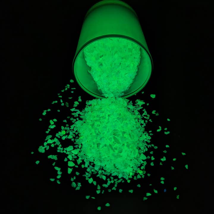 IT GLOWS - Wholesale Outdoor ornament/decor - Glow In The Dark Sand - Green /Glow Sand/ Garden sand/ 1-3mm1