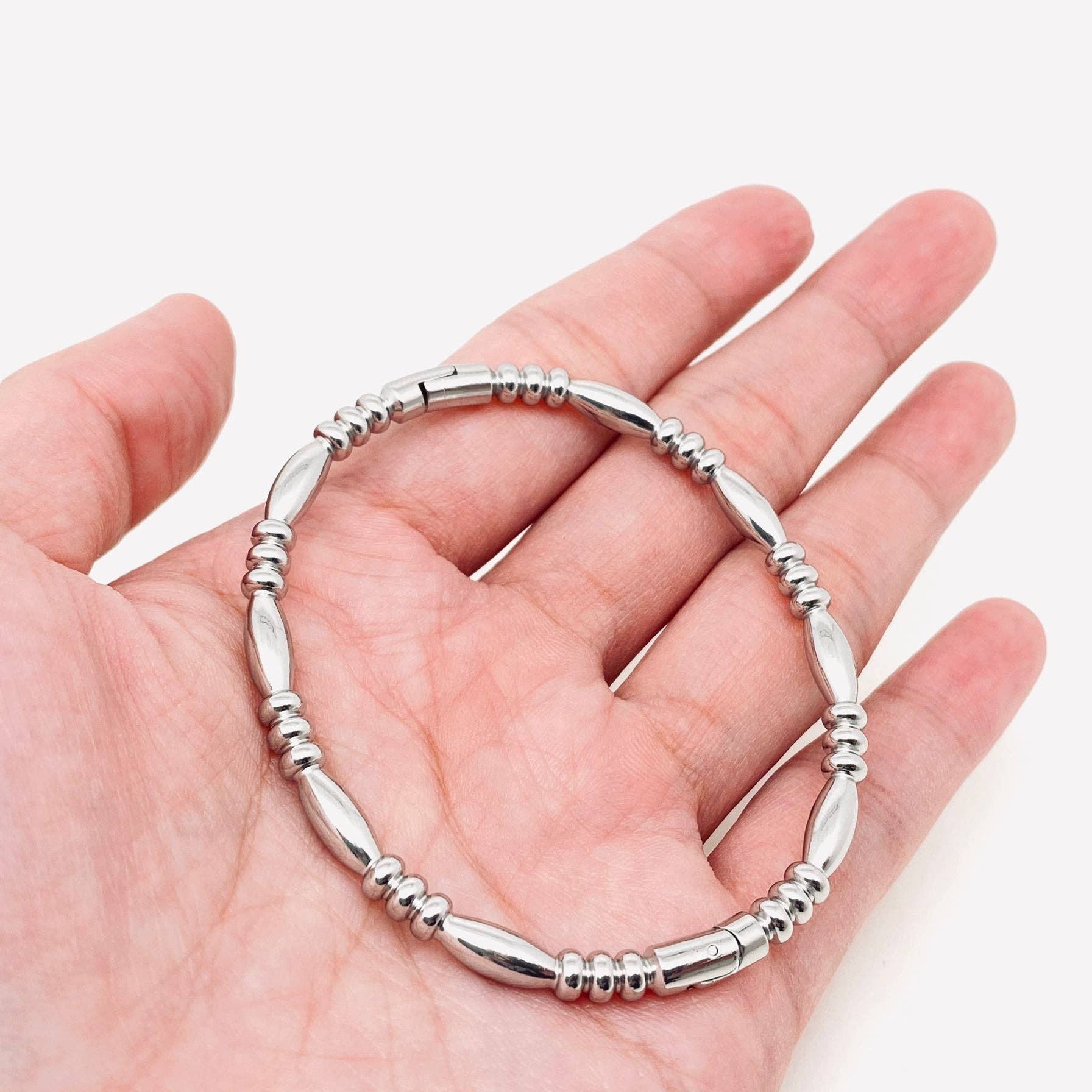 Mio Queena - Wholesale Bangle Bracelet - Multi-style 18K Gold-plated Stainless Steel Babngle - FGS13