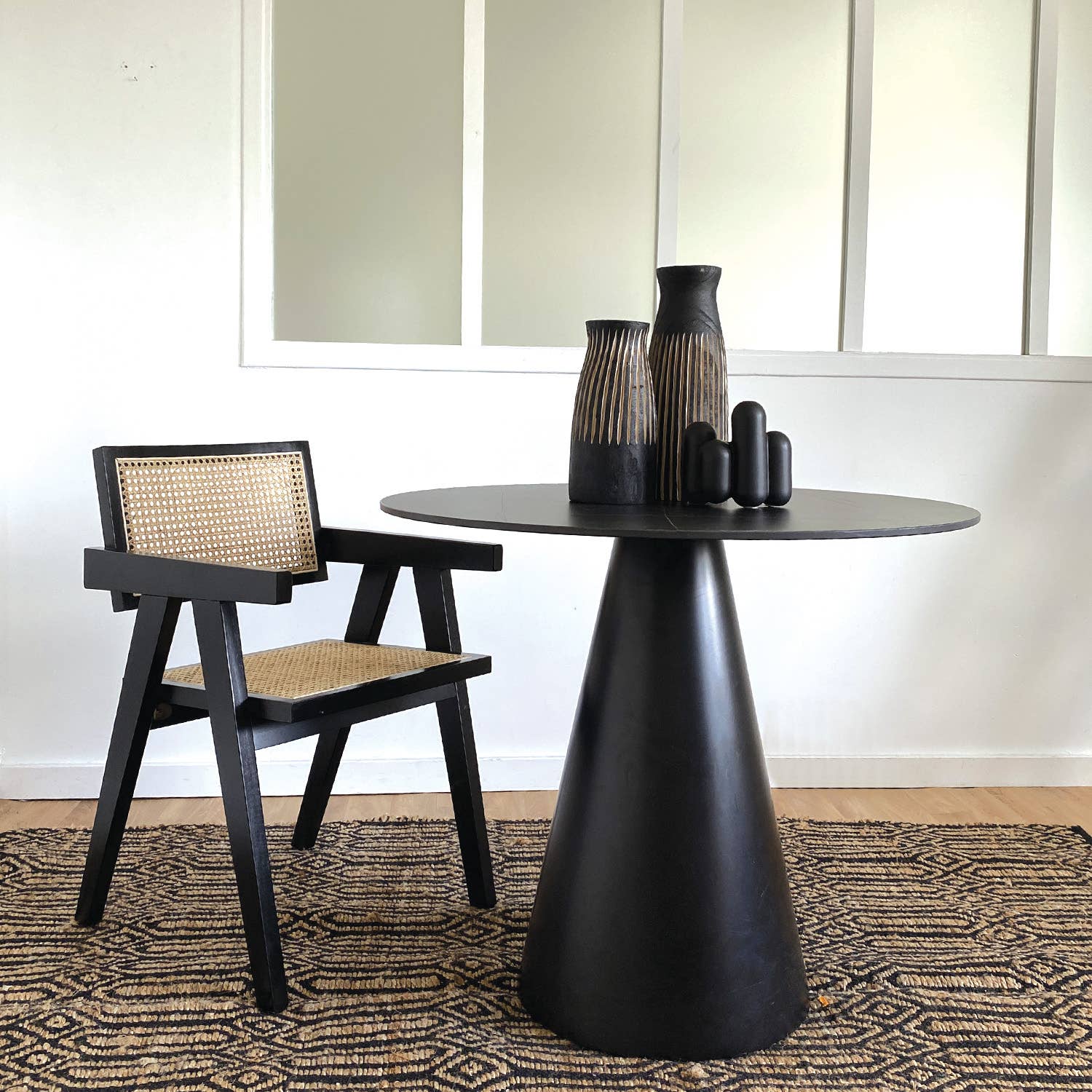 Friendly black chair L51 D53 H80cm for wholesale on Faire2