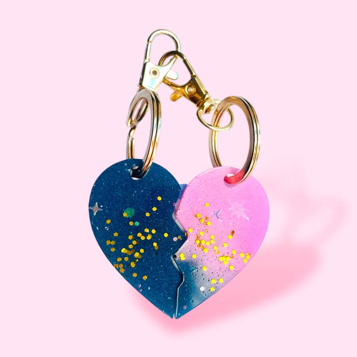Heart friendship keychain to share in glitter resin for wholesale by Hocus Pocus Happy
