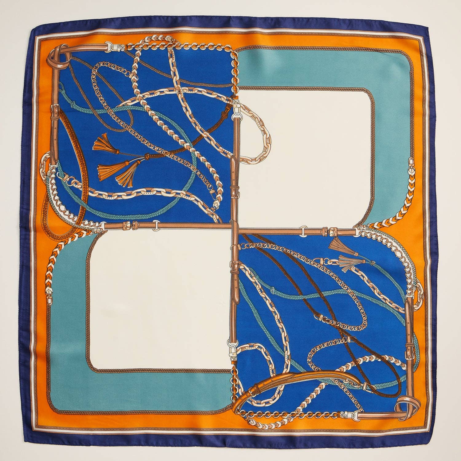 Frem - Vendita all'ingrosso Sciarpa - Donna - Sciarpa Quadrata in Seta con Stampa a Catena Equestre5