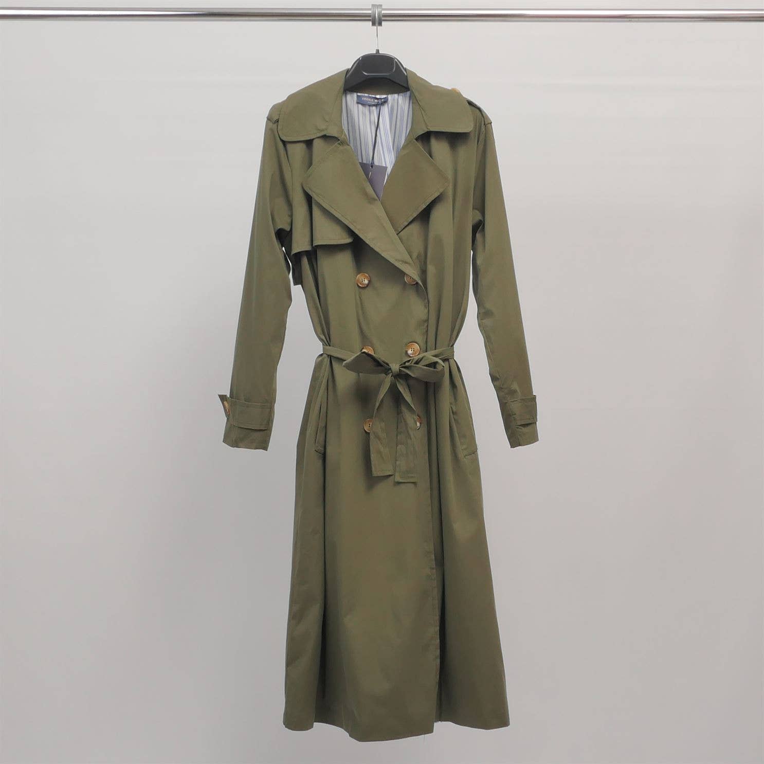 Cecile Wang – Großhandel Trenchcoat – Damen – Doppelreihiger Trenchcoat mit Gürtel TDM816245