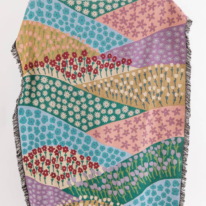 Good Merchant Co - Wholesale Throw Blanket - Flower Fields Throw Blanket0