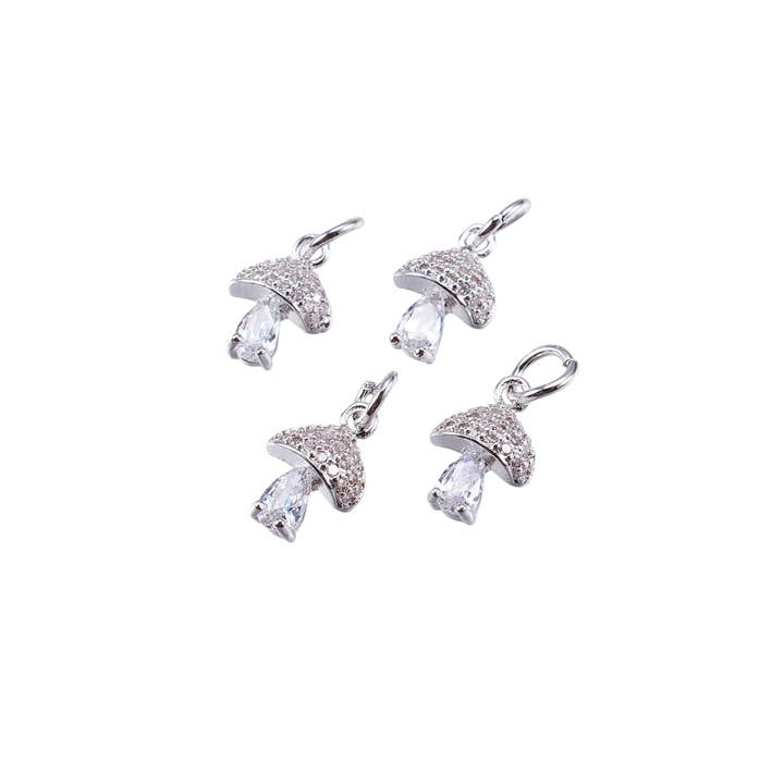 The Charm Bar Company - Venta al por mayor Abalorios/colgantes individuales - * Colgante plateado con forma de hongo de cristal en forma de lágrima