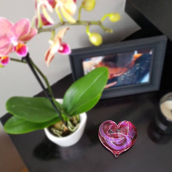 epiphany studios - Wholesale Paper Weight - Heart Paperweight - Cranberry Enchanted7