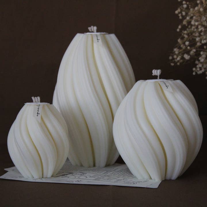 Huge Swirl Candle, Aesthetic Candle, Shaped Candle for wholesale by Aguas Claras Organics