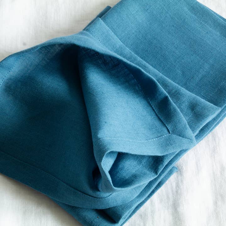 Liem Home – wholesale Dinner & cloth napkin – Linen napkins with Personalized Embroidery text or LOGO2