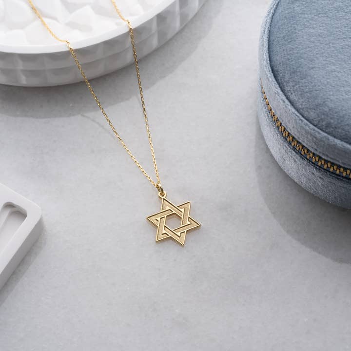 JoyPersonalized - Vente Colliers à pendentif - Collier étoile de David doré de créateur, étoile de David unique5