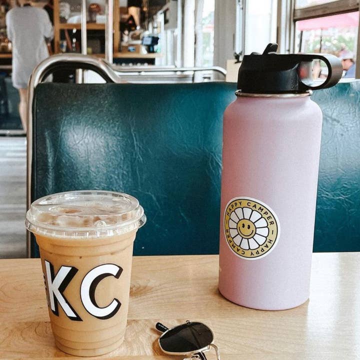 Daymade – wholesale Sticker – Happy Camper Sticker4