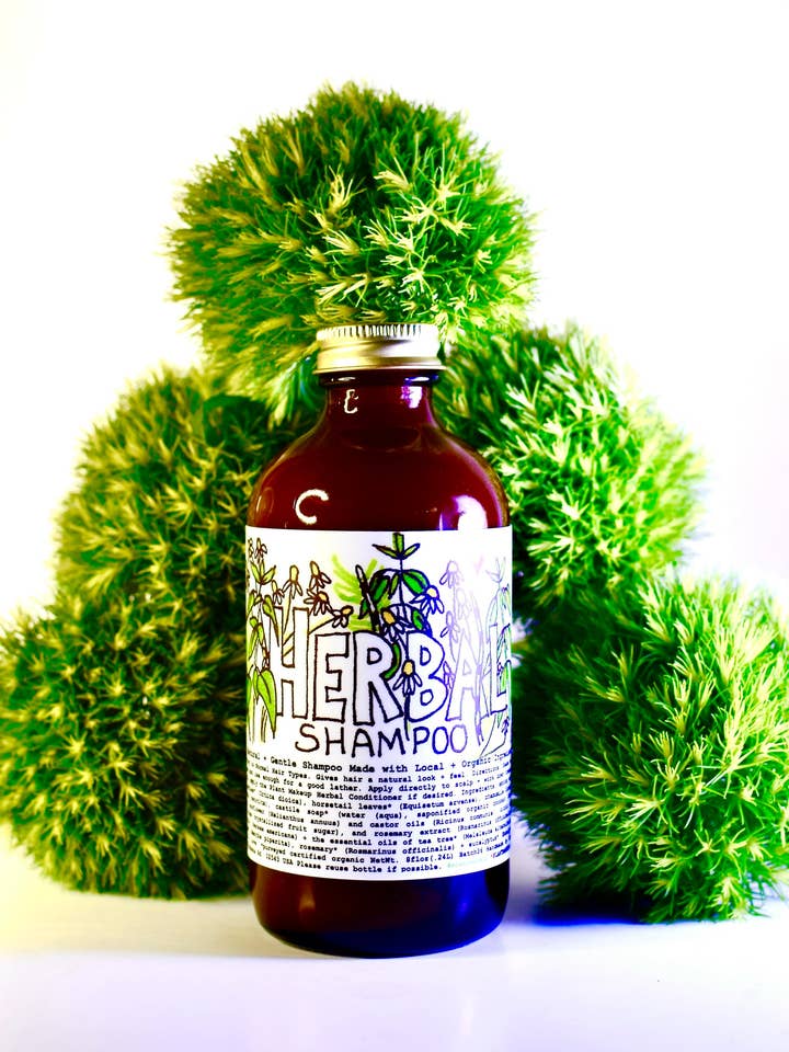 Shampooing aux herbes pour la vente par Garden Naked