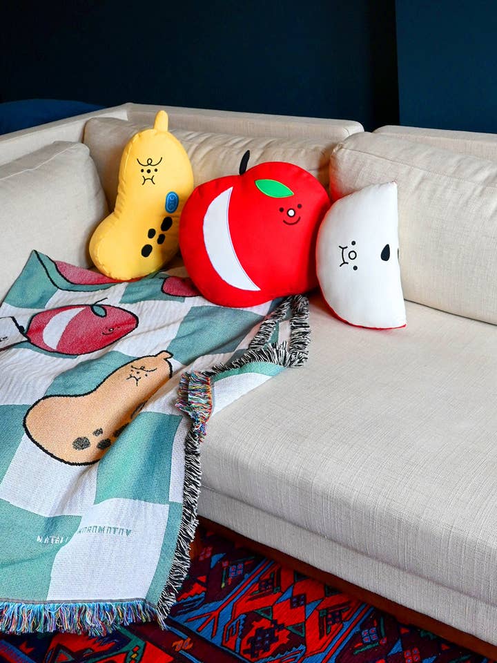 "The Picnic" Throw blanket for wholesale by Natali Koromoto