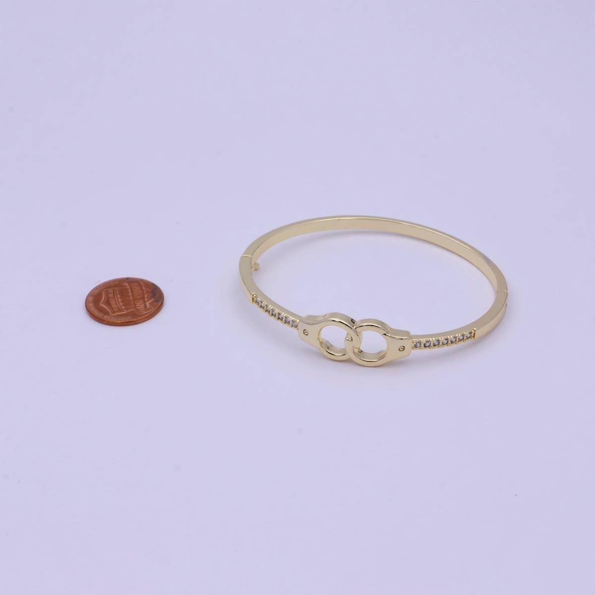 Aim Eternal - Venta al por mayor Brazalete - Brazalete de Esposas Relleno de Oro de 24k Brazalete de Esposas Deslumbrante Apilable | WA-1022 Precio de Liquidación2