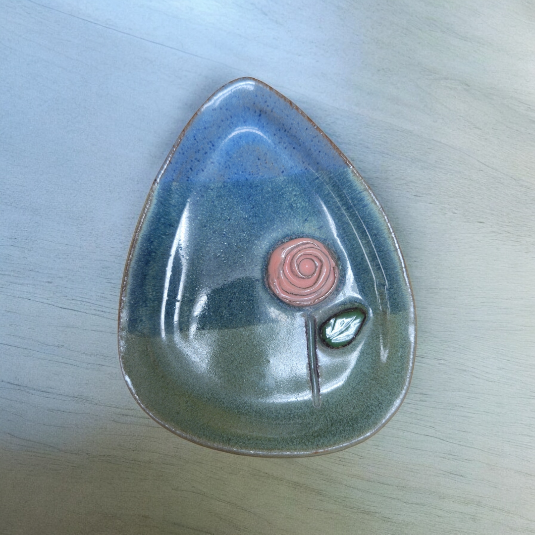 MudWorks Pottery - Wholesale Lepelsteun - Bloemen Pop Lepelhouder0