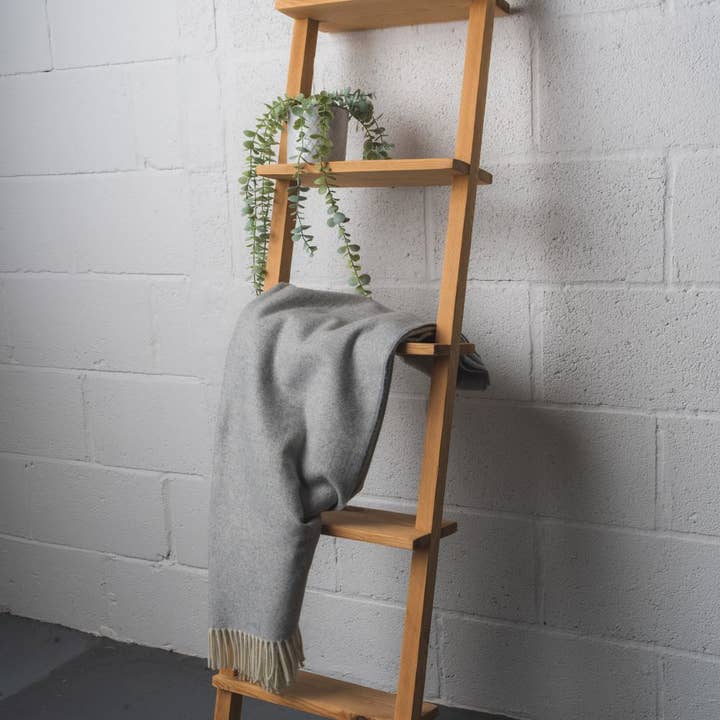 The Scotland Kilt Company - Vente Plaids - Plaid 100 % cachemire à motif losange fabriqué en Écosse par Lovat Mills - Gris brume1