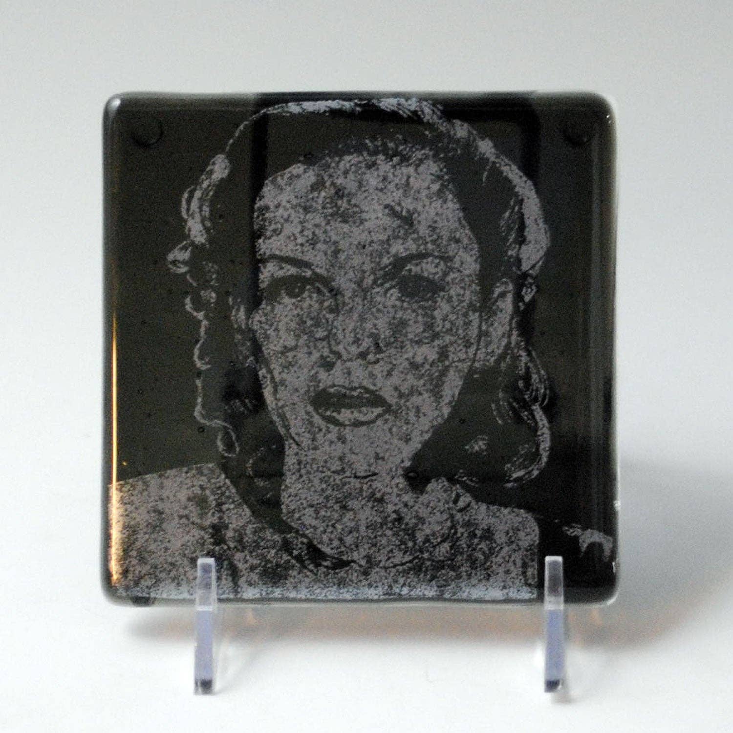 Kiku Handmade | Contemporary Fused Glass Home Goods - Wholesale Coasters - Judy Garland Fused Glass 4" Single Coaster2