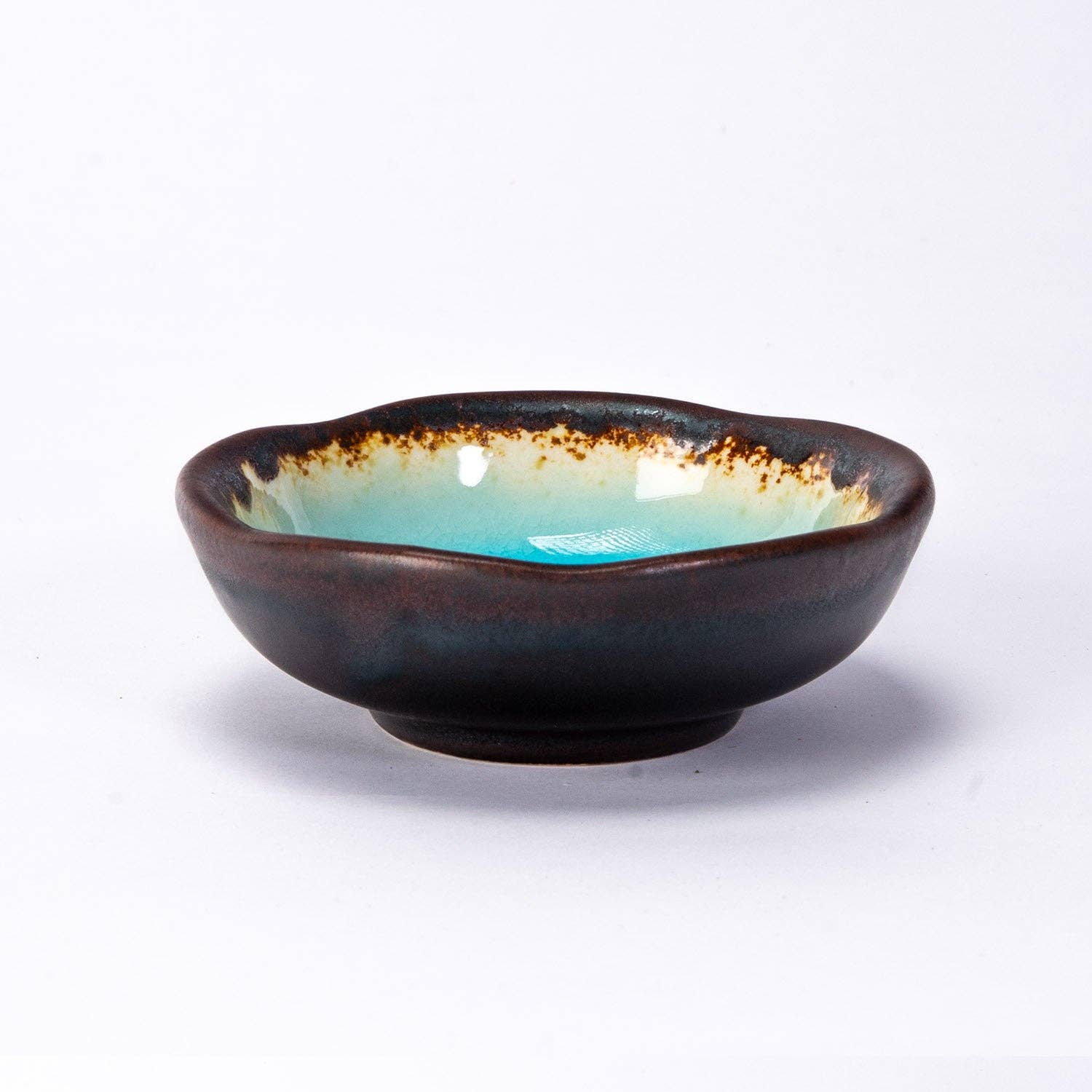 Urban Tokyo - Wholesale Sauce Server - Aozora Kannyu 3.25"Dia x 1.25"H Round Porcelain Sauce Dish (12/144)3