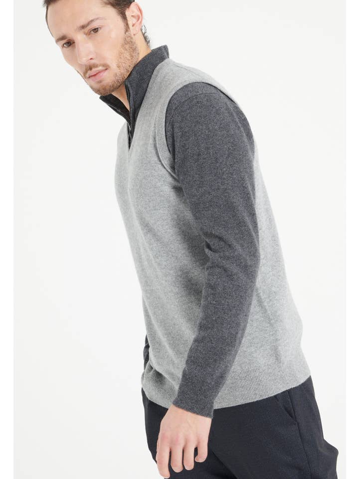 light grey Men's V-neck cashmere sweater LUKE 9 for wholesale on Faire5