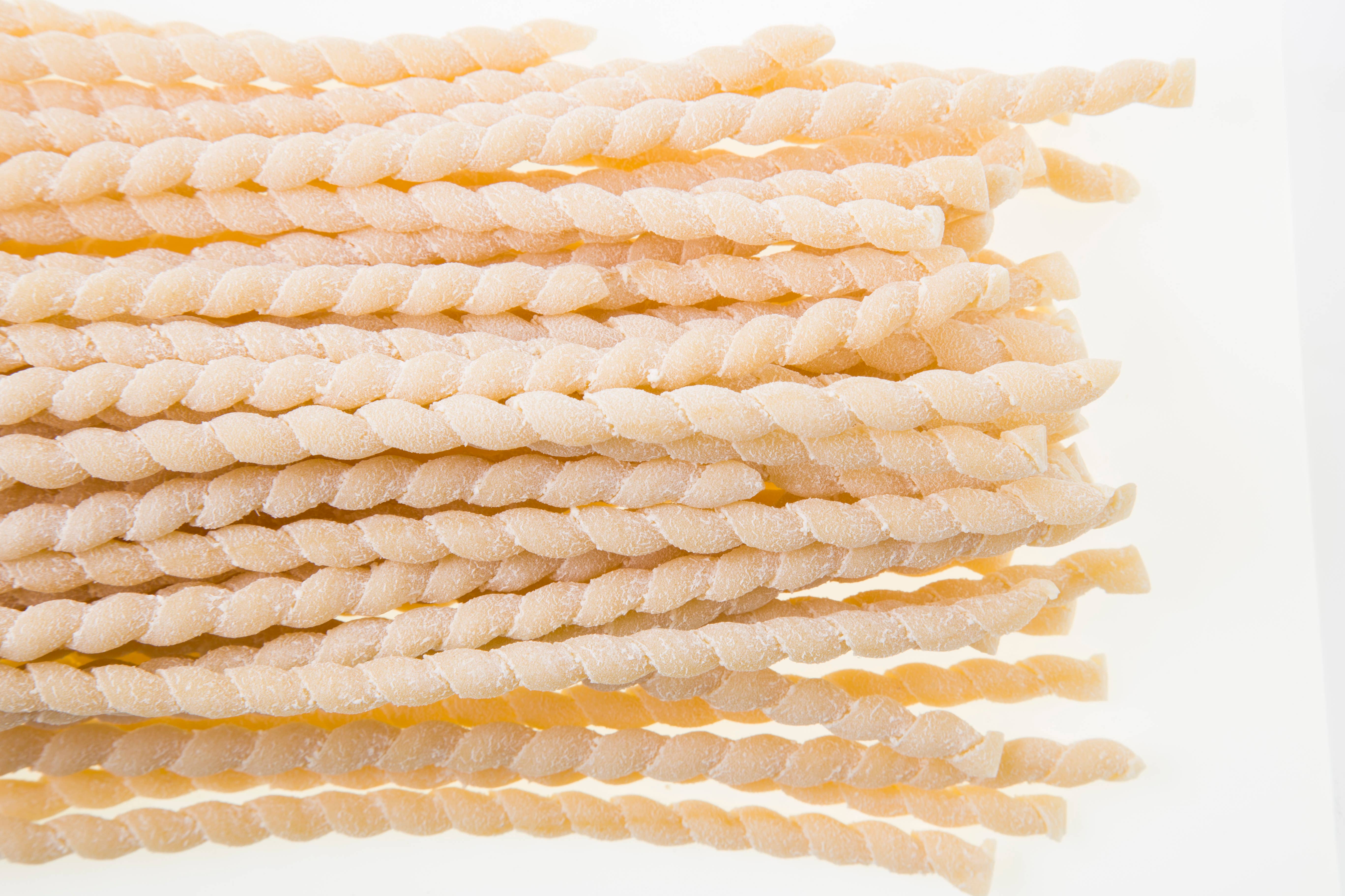 Novus Ventus International BV – wholesale Pasta – Iozzino - Fusilli Artigianali - Artisinal - Mannagryn1