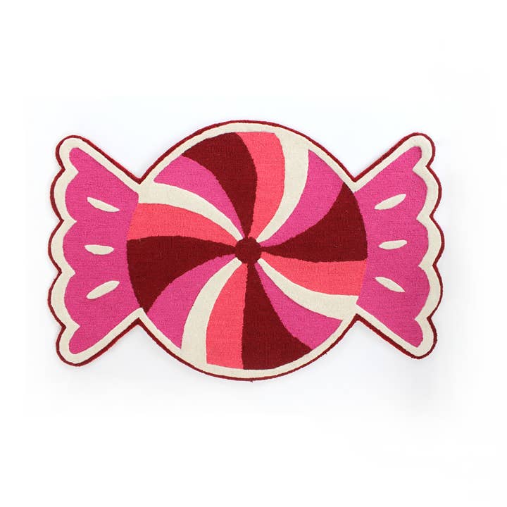 Tapis de Noël en laine crochetée Candy pour la vente par Madcap Cottage