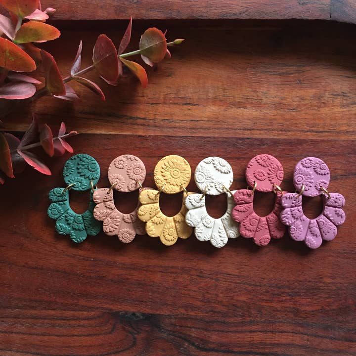 Lumu Moon Handmade Designs - Wholesale Stud/post earrings - Sunflower Basic Frill Floral Earrings7