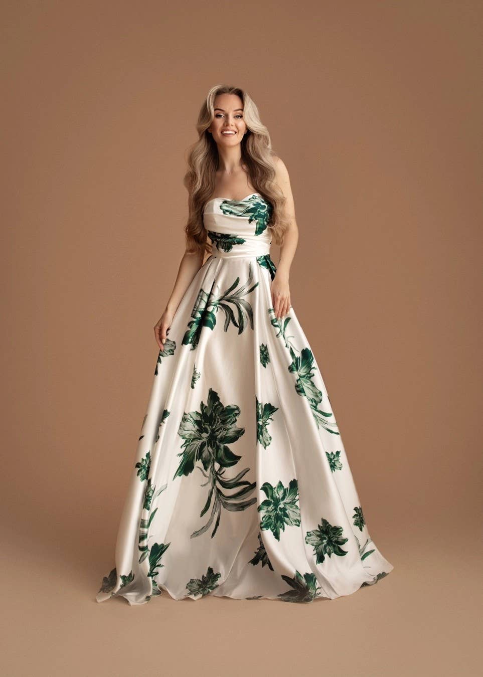 Eva & Lola - Epsilonn - Wholesale Gown - Women's - HM2505 - Strapless floral evening dress with back lacing2