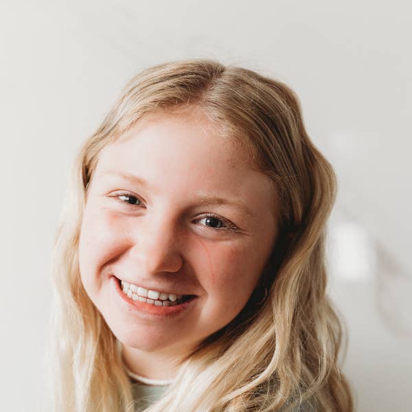 Oceanworn - Wholesale Essential Oil Roll-On - Glow Essential Oil Roller Bottle7