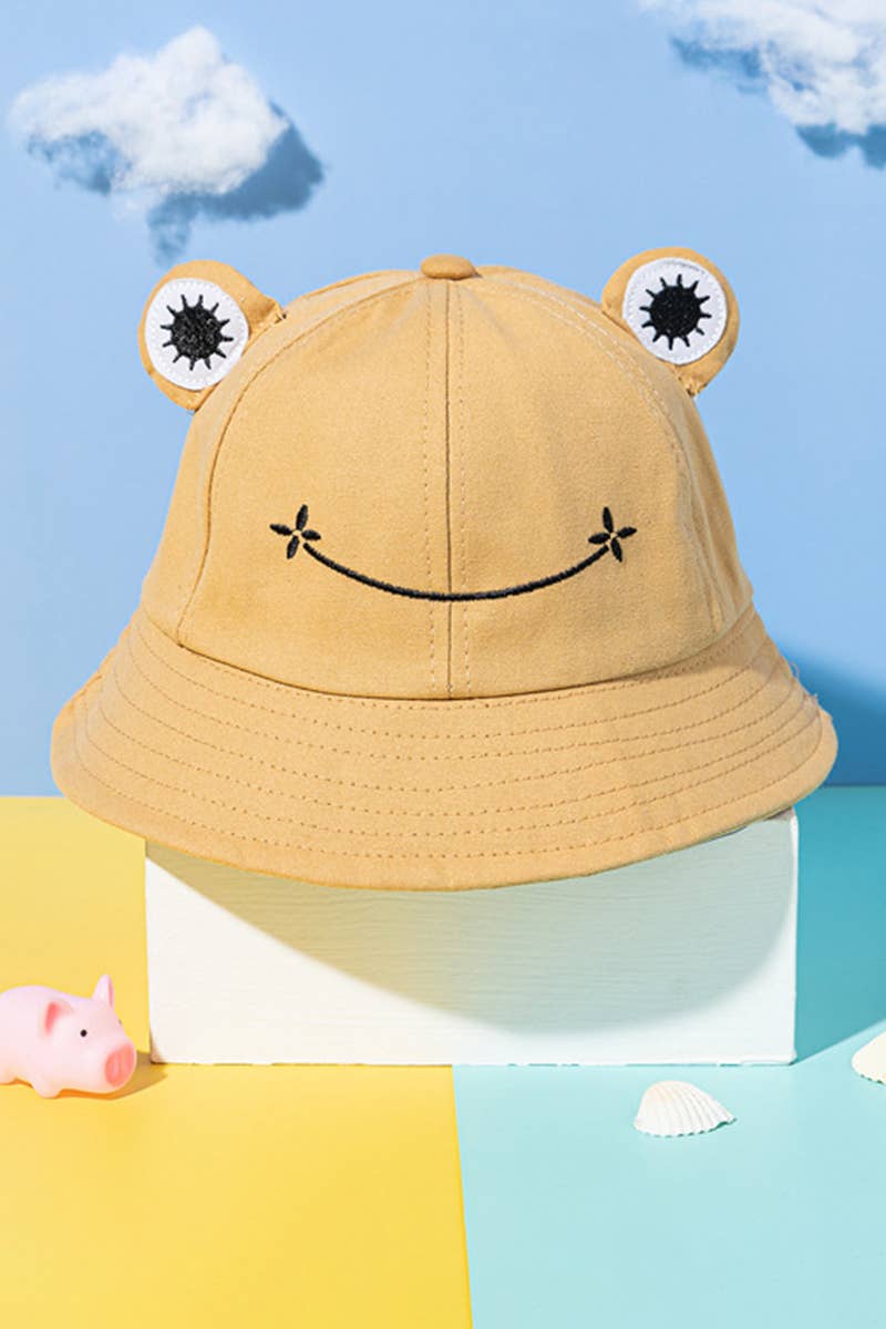 ACCITY - Wholesale Bucket Hat - Women's - CARTOON FROG DESIGN BUCKET HAT_CWAH04693