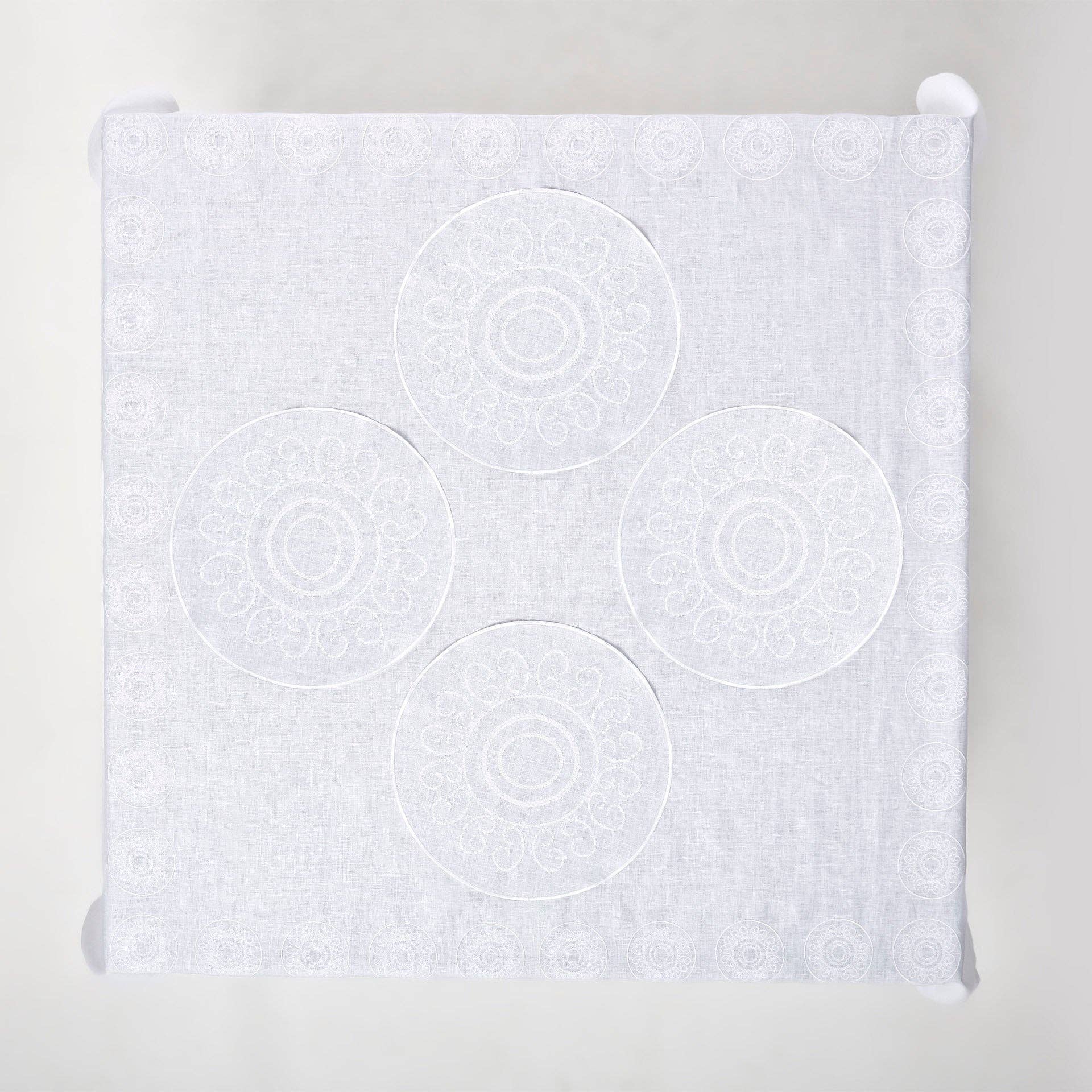 Cibelle - Wholesale Placemat - LUMINARIA CHARGER PLATE4