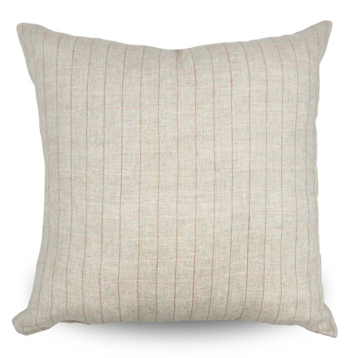 Housse de coussin Retreat Finery rose pour la vente par Canvas + Sasson