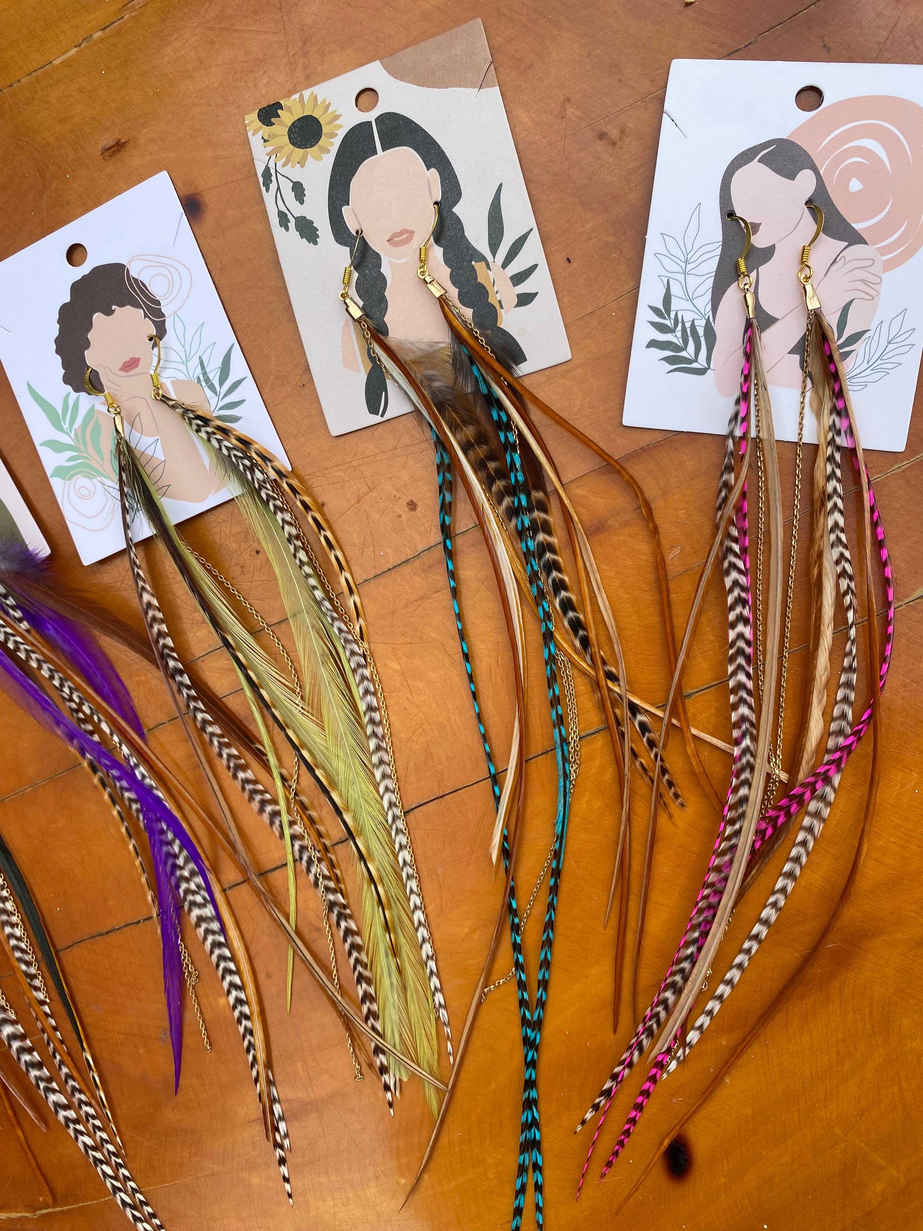 Sea Gypsy Designs - Vendita all'ingrosso Orecchini pendenti - Orecchini Piuma Spirito Libero3