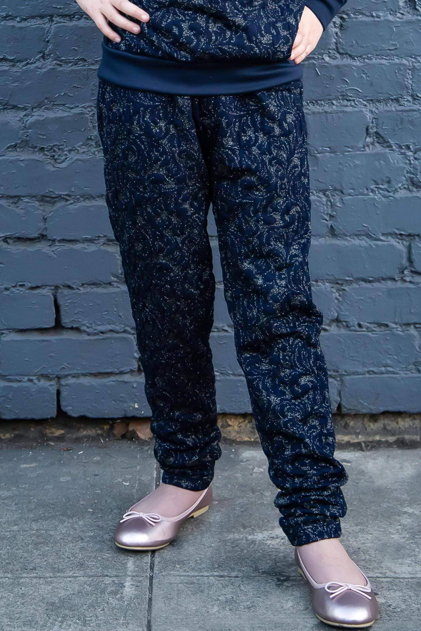 Eva Franco - Wholesale Lounge Sweatpants/Joggers - Kids - Chia Mini Jogger - Navy Knit - Girls4