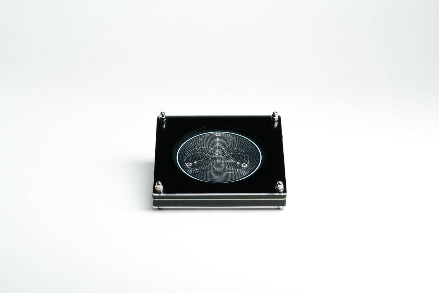 Inanna Healing - Wholesale Meditation Supplies - Aurora’s Echo Frequency Generator | 528 Hz Love & Healing Energy for Balance & Manifestation9