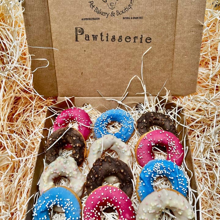 Life Of Riley Bakery Ltd – wholesale Pet treats – Dog – Doggy Doughnuts - Box of 12