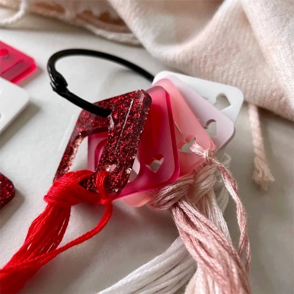 Kate Blandford – wholesale Embroidery/cross-stitch supplies – Acrylic floss drop set of 10 with flexi cable ring1