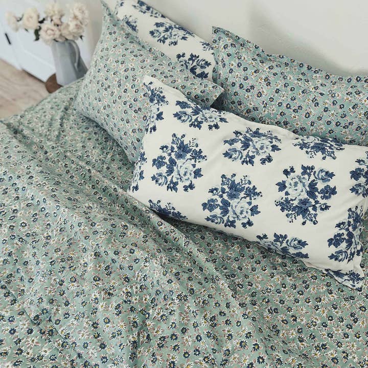 Bliss and Mischief - Wholesale Bedding Pillowcase/Sham - Set of 2 Pillow Case Shams, Market Blue