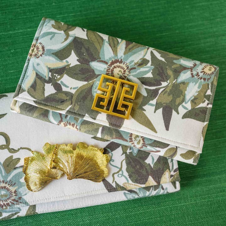 Garland Bags – wholesale Crossbody bag – Women's – Floral Crossbody Clutch Purse w/ Customizable Embellishment