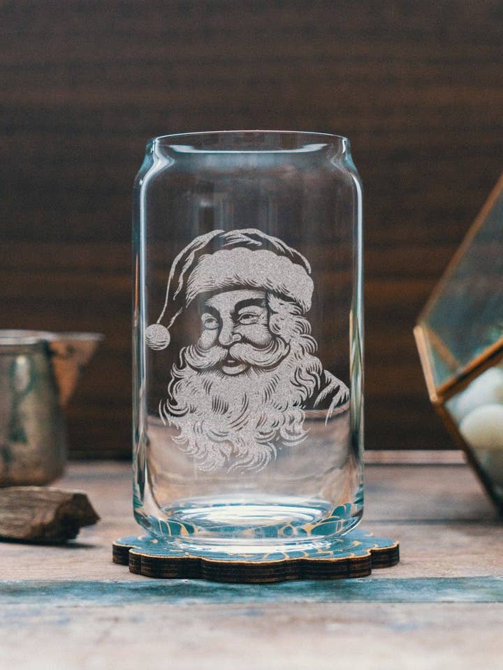 Vintage Julemandsansigt Glas: Øldåse for engroshandel hos Pittsford MRKT
