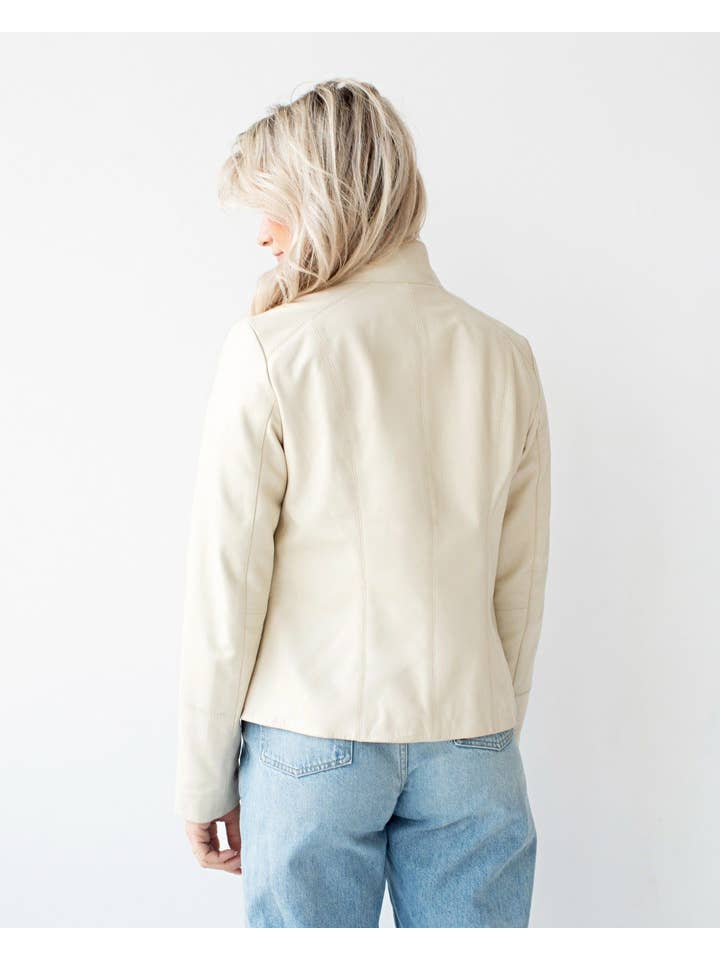 Amsterdam Heritage Leather Belts, Bags, Jackets & Apparel - Wholesale Leather Jacket - Women's - Chicago | Black and Creme Women's Leather Urban Jacket3