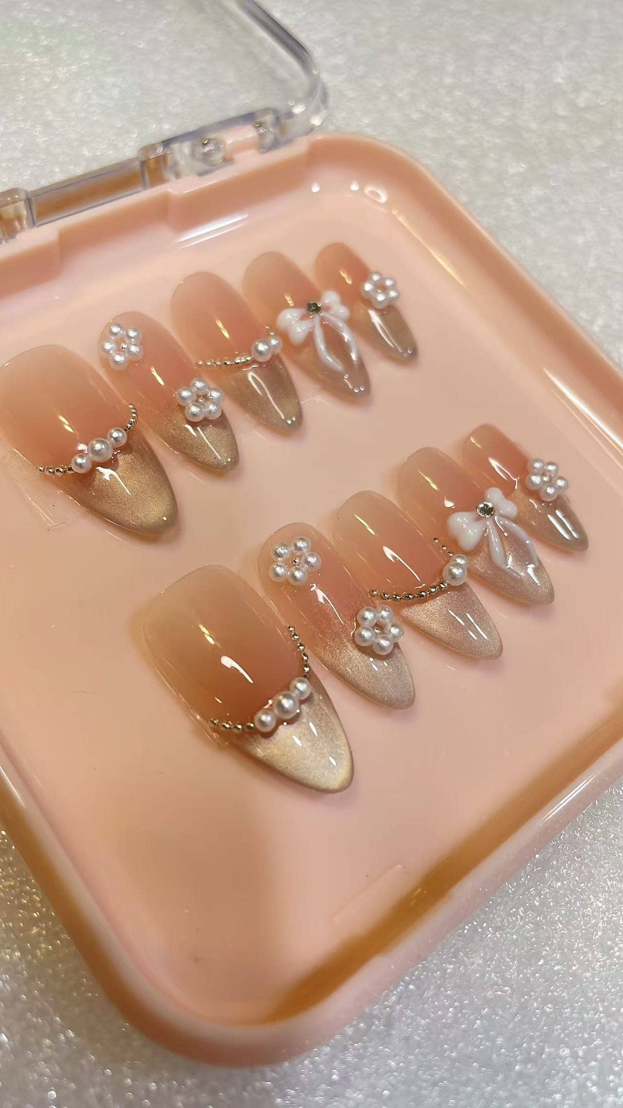 Azurenailshop - Wholesale Press-On/Fake Nails - Azurenailshop Press on nails, Almond shape popular nails1