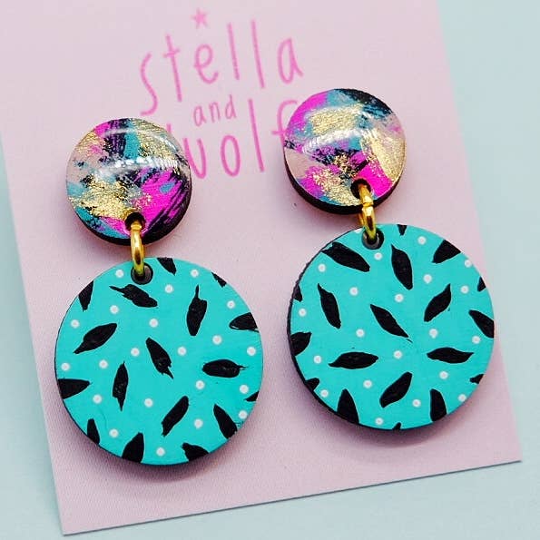 Turkos retro uttalande örhängen, färgglada trä droppe för wholesale av Stella and Wolf