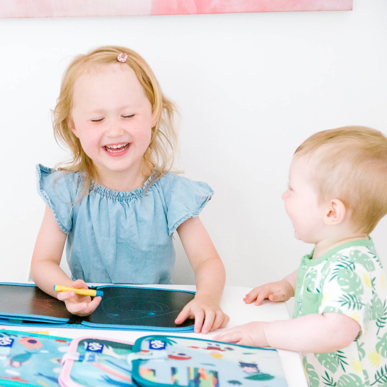 Jaq Jaq Bird - Vendita all'ingrosso Libro da colorare e attività - Bambini e neonati - Libro cancellabile a secco Unicorn Rainbow Activity1