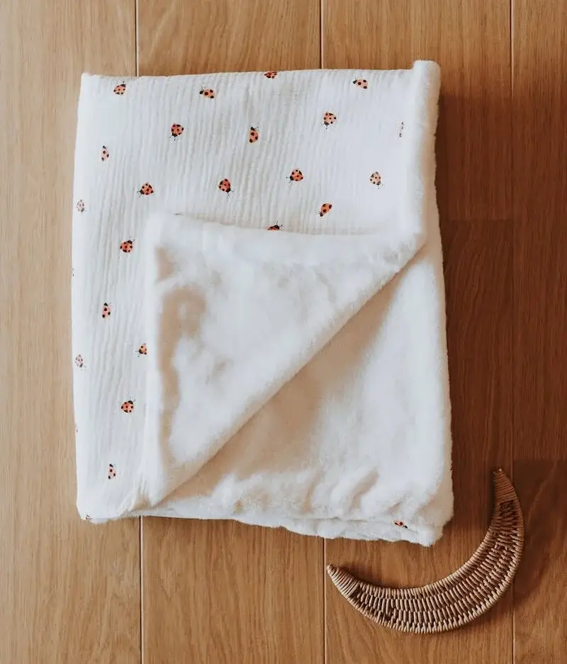 Manufacture des bébés français - Wholesale Bedding Blanket - Kids & Baby - Ladybug cover8