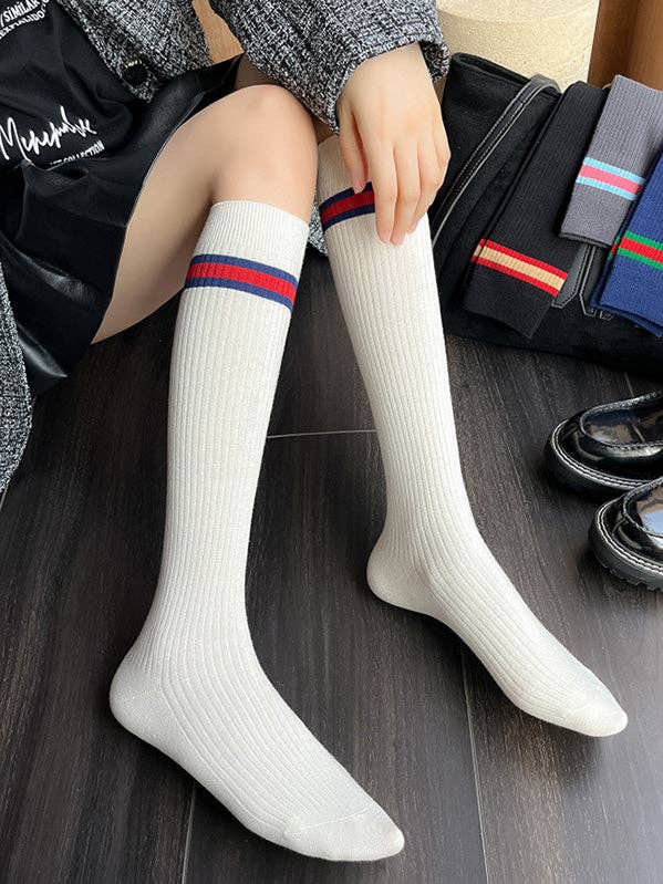 Modieuze accessoires voor gestreepte kousen in college-stijl voor wholesale door StyleGalX