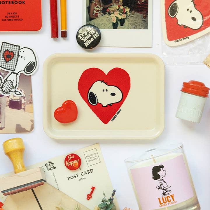Three Potato Four - Wholesale Decorative Tray - 3P4 x Peanuts® Valentine - Snoopy Heart Vintage-Style Tray1